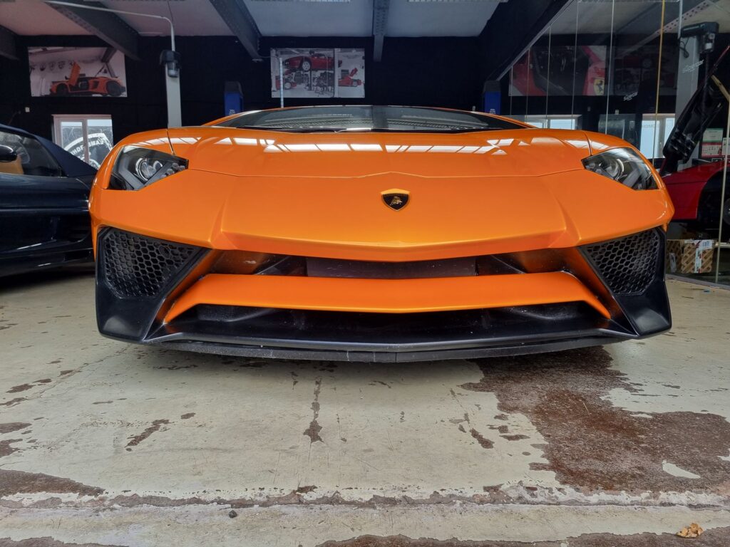 Lamborghini Aventador Prestige Car Transport - Front of Car