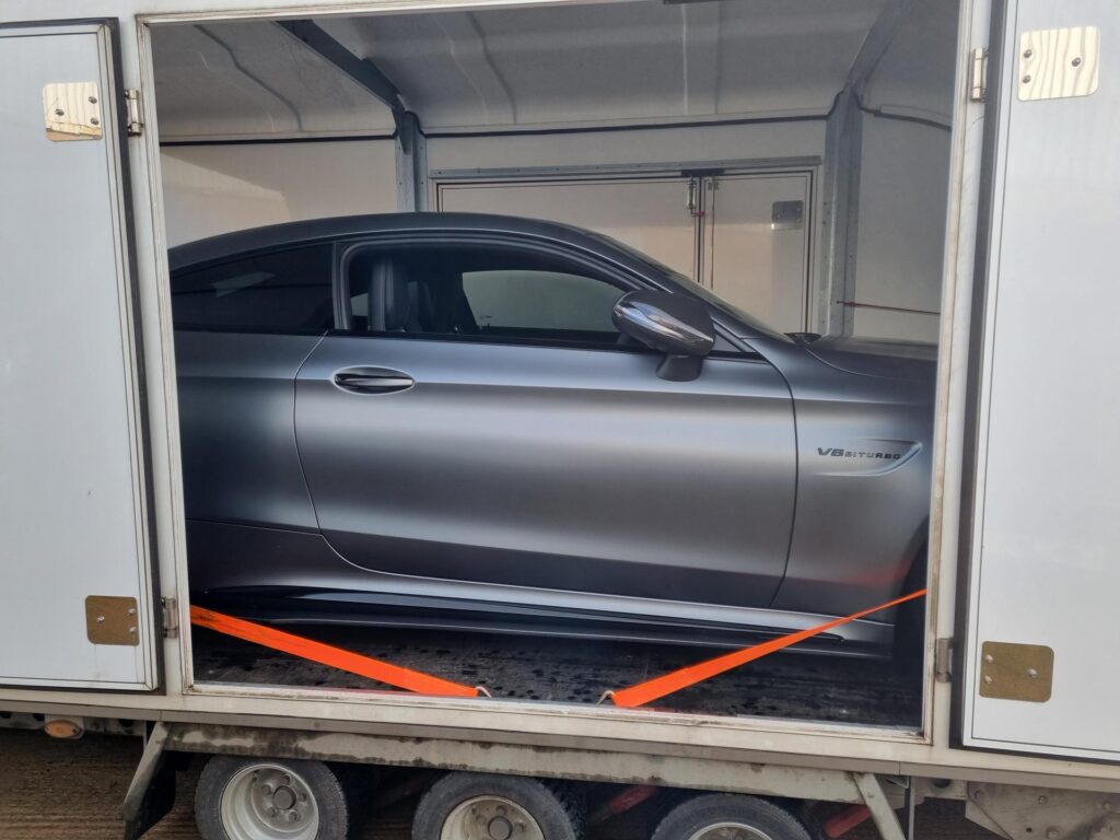 Mercedes C63S transportation 2